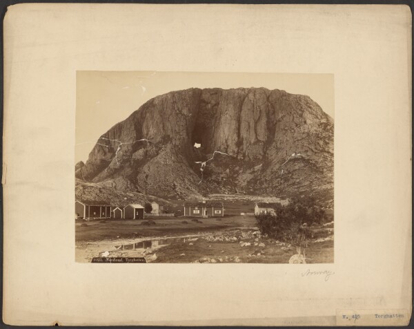 Axel Lindahl, Nordland, Torghatten