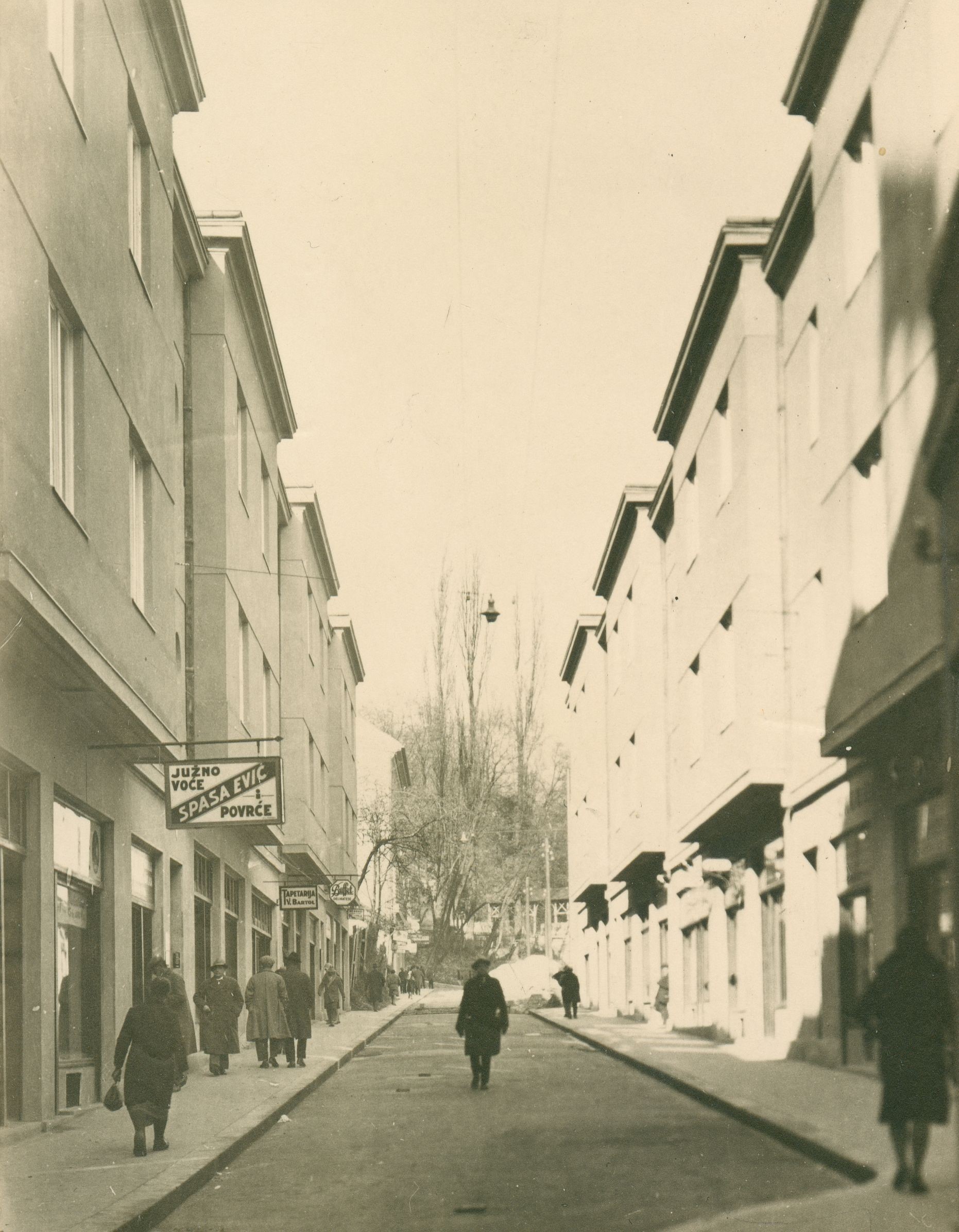 Vladimir Horvat, Zagreb - Dežmanov prolaz prema Tuškancu