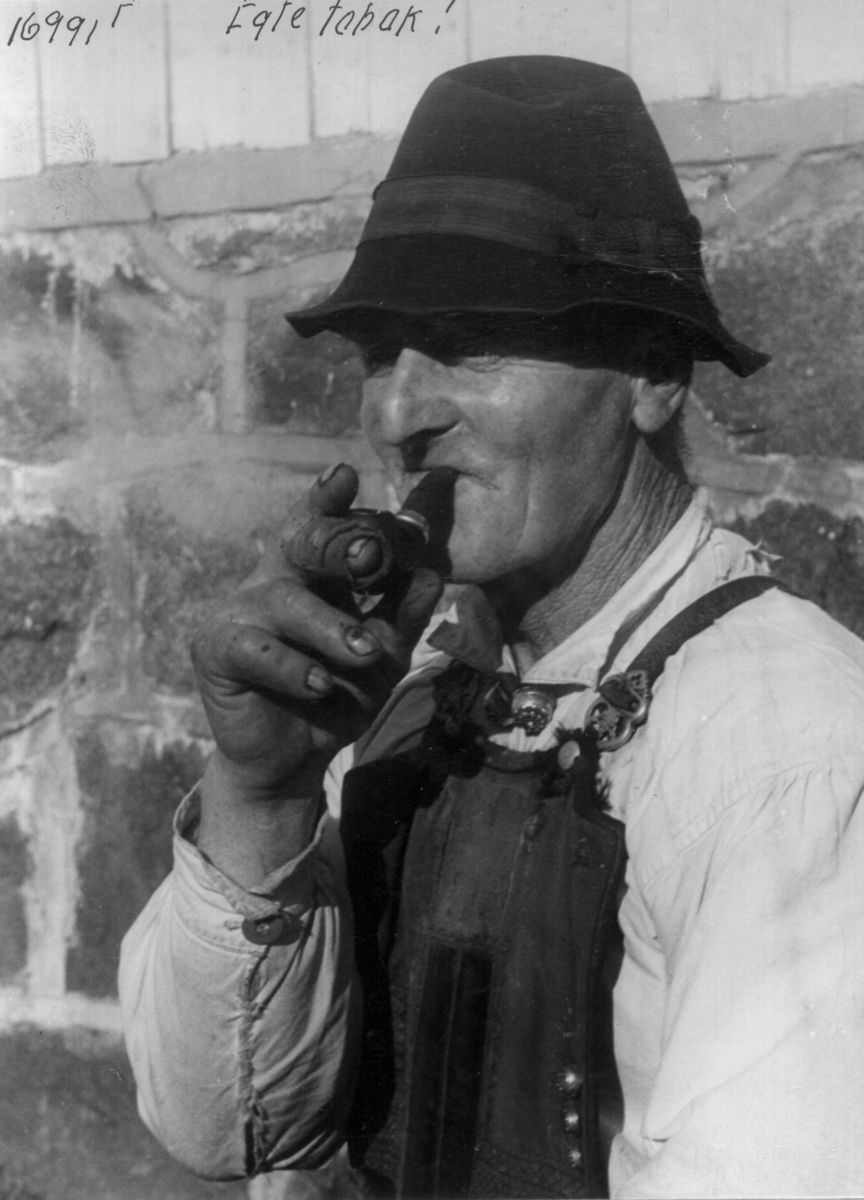 Anders Beer Wilse, Mannsdrakt