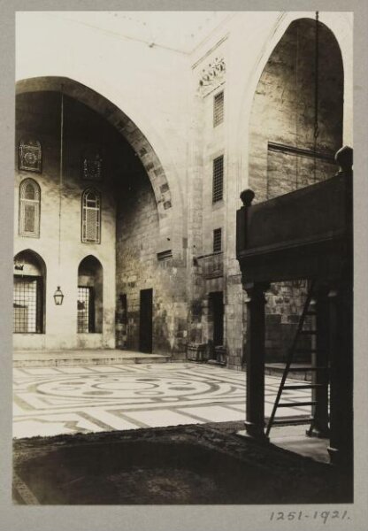 K.A.C. Creswell, Courtyard and north west iwan of the mosque of ‘Abd al-Ghani al-Fakhri (Mosque of al-Banat), Cairo