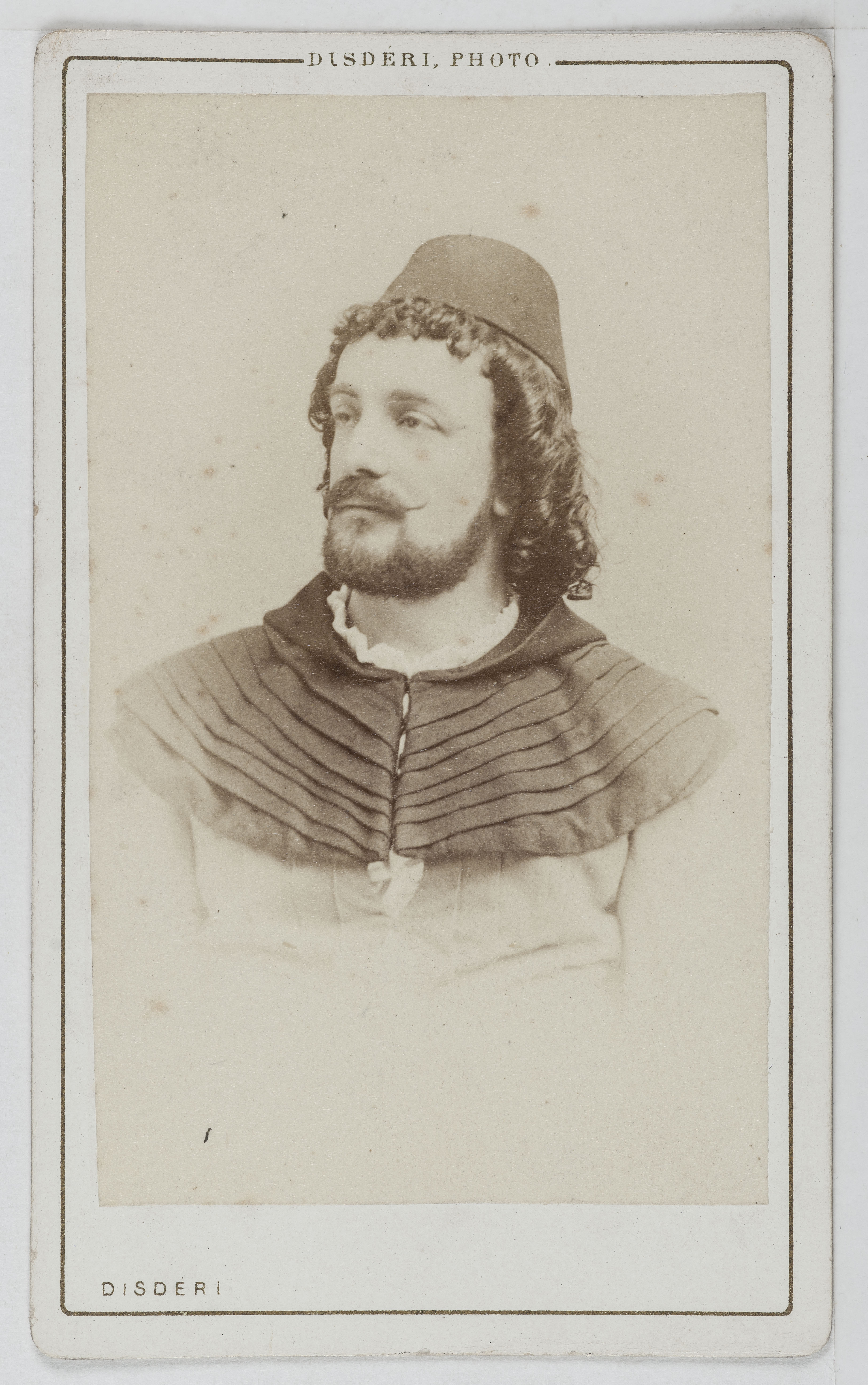 André-Adolphe-Eugène Disdéri, Portrait de Nicolas dit Nicolini, ténor léger au Théâtre des Italiens en 1863.