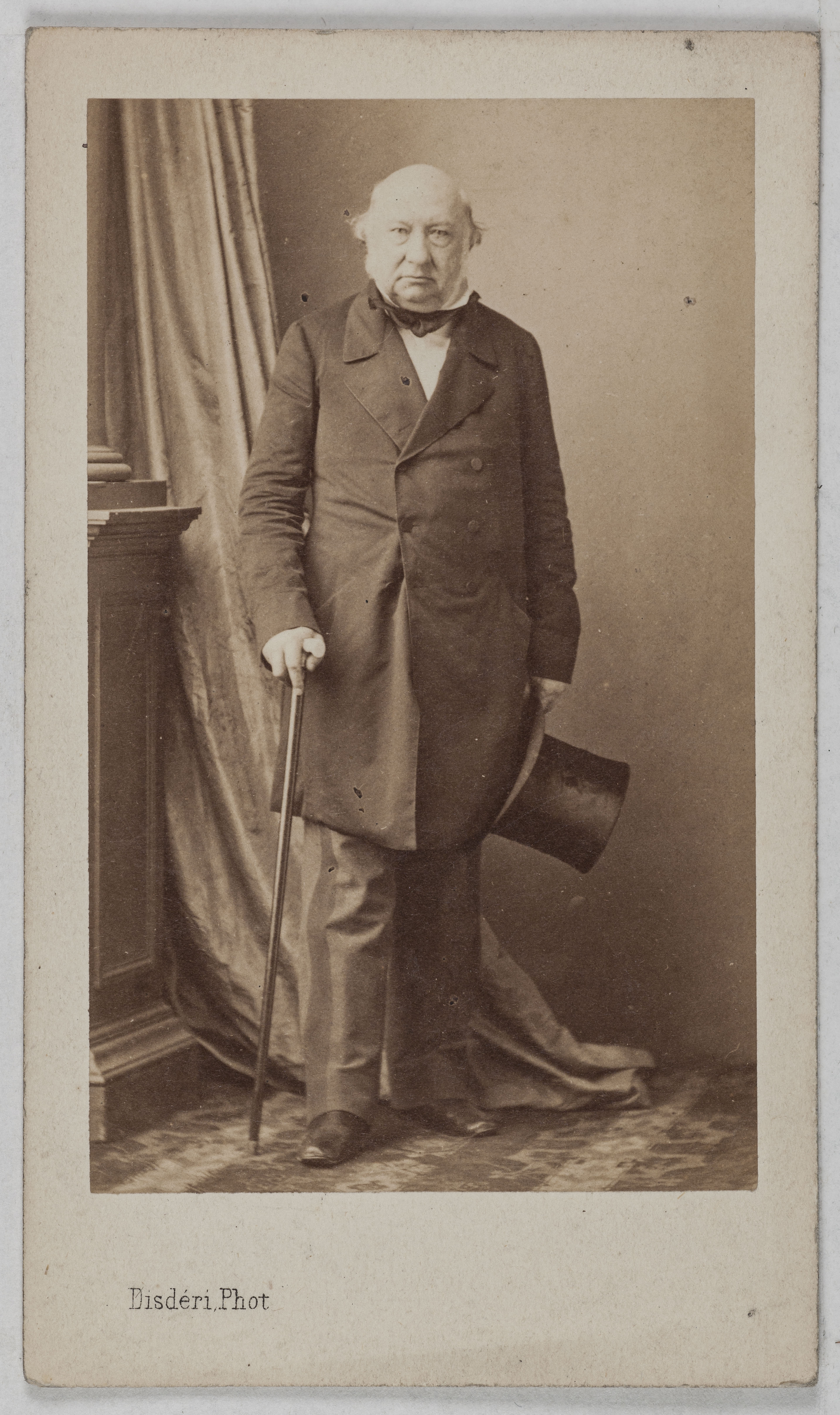 André-Adolphe-Eugène Disdéri, Portrait du Prince Léon Kotchoubey.