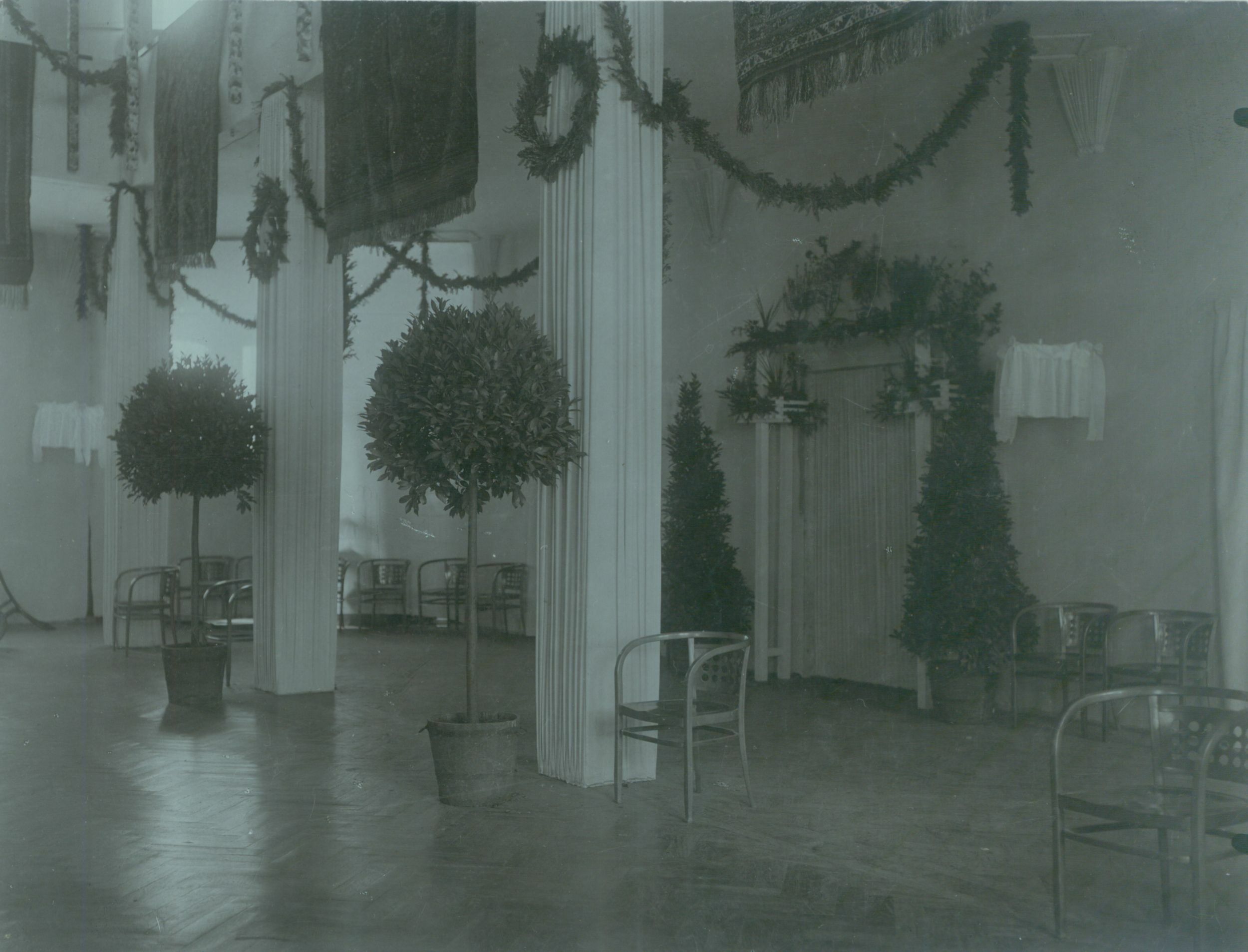 Viktor Kovačić, Uređenje dvorane Glazbenog zavoda za održavanje Plitvičkog plesa, 1908.