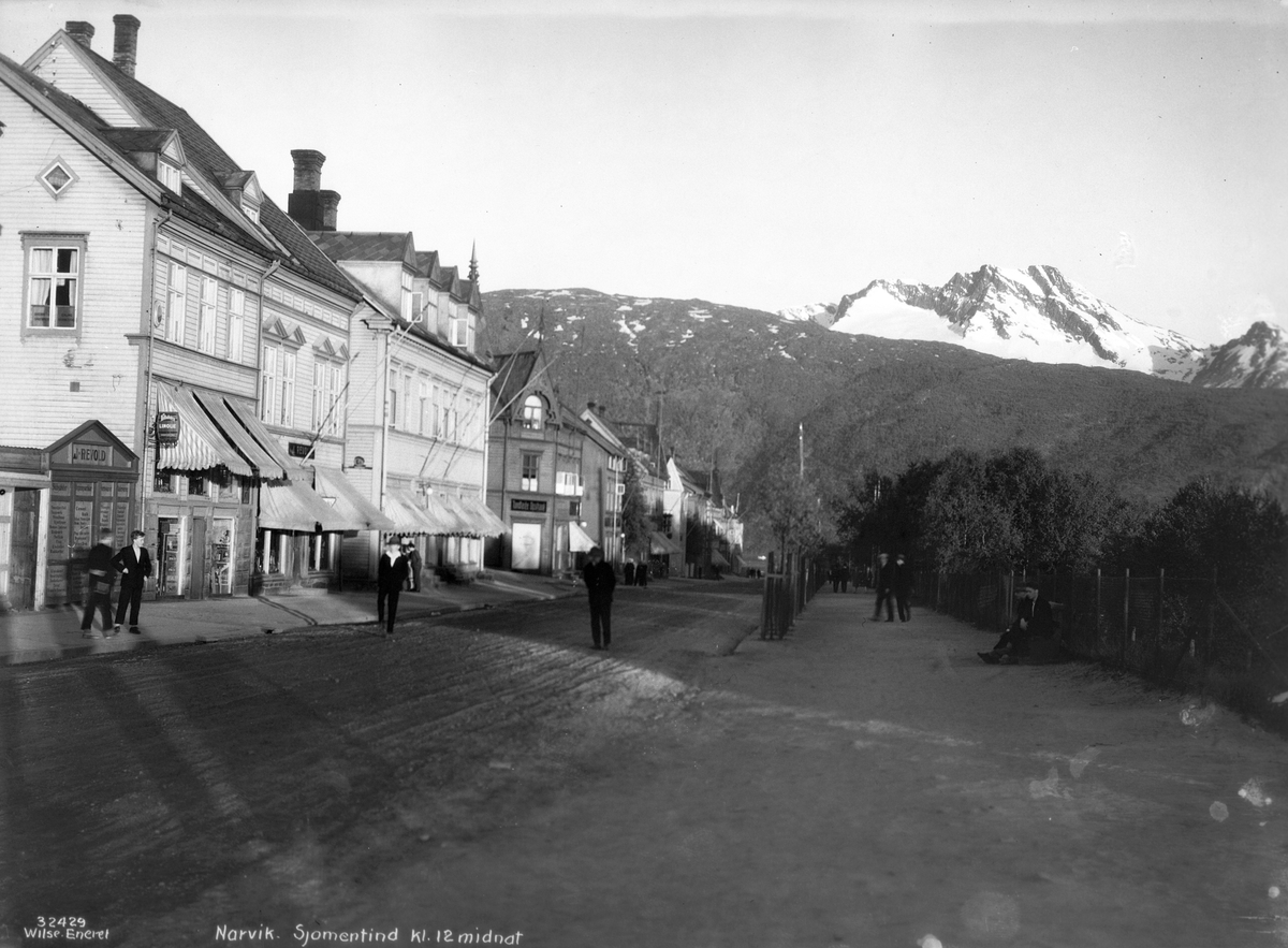 Anders Beer Wilse, Prot: Nordland, Narvik - Sjomentind med gateparti