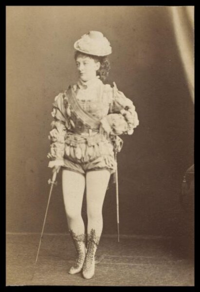 London Stereoscopic and Photographic Company, Guy Little Theatrical Photograph