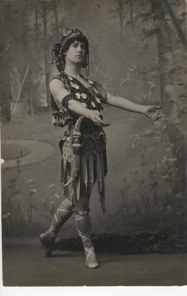unknown, Edward J. Kurylo at the Empire Theatre, London