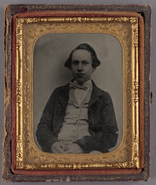 Unknown, [Portrait of a Seated Young Boy with Bow Tie]