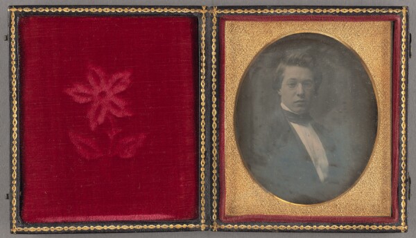 Unknown, [Portrait of a Man Wearing Octagonal Glasses]