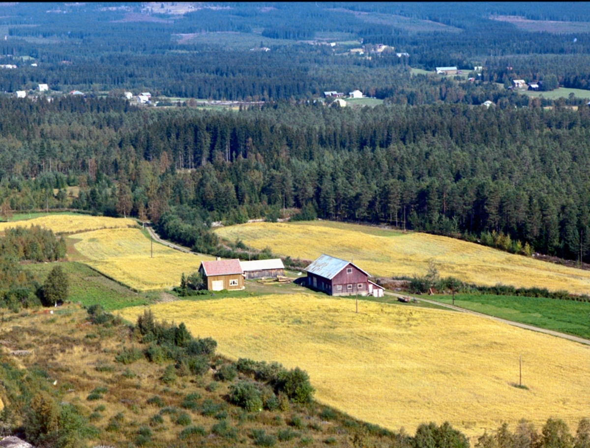 Widerøes Flyveselskap A/S, FLYFOTO LINDHOLT