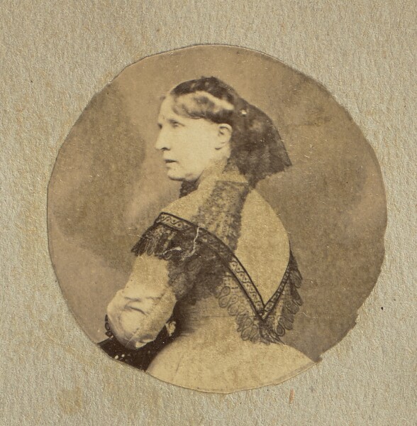 Unknown, [Portrait of a woman]
