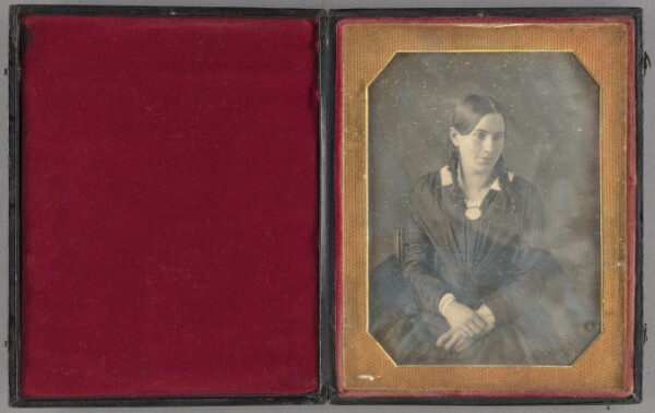 Unknown, [Portrait of a Seated Young Woman wearing a Brooch]