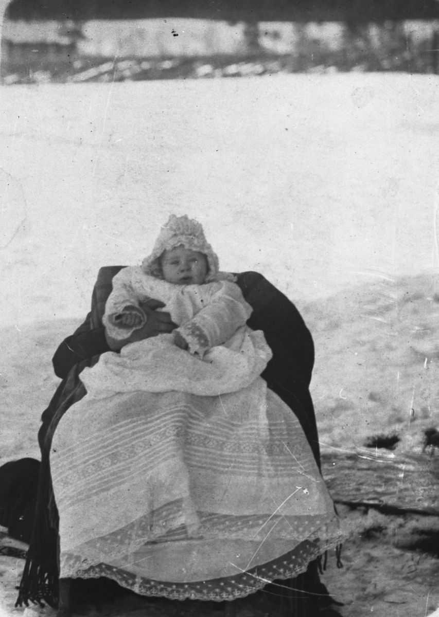 Alexander Bredstrøm Ansberg, Dåpsbarn - Eldbjørg Brendryen (født 5.7.1916)