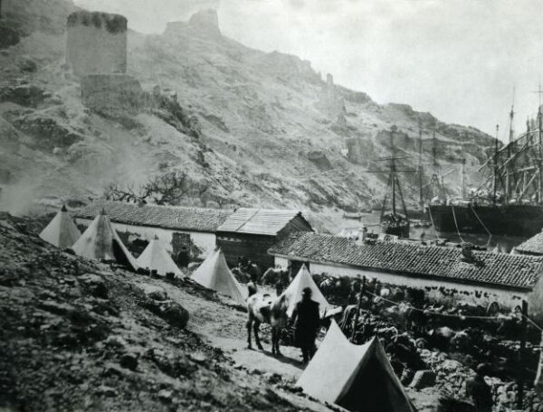 Fenton, Roger, The Genoese Castle, Balaklava