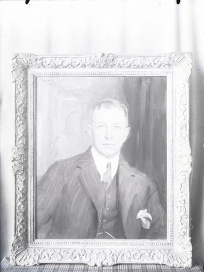 Selma Sahlberg, “1931. 72.” “Present on the 50th birthday - an oil painting.”