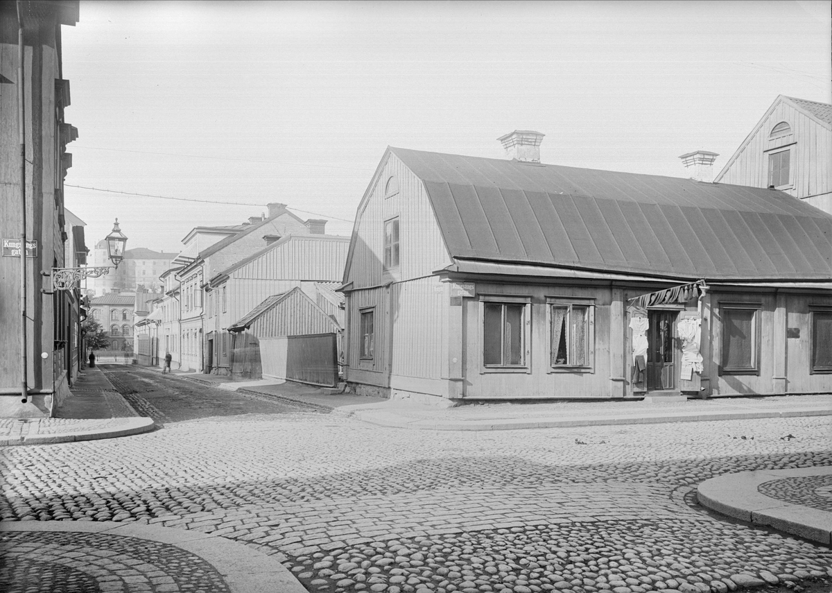 Alfred Dahlgren, Vretgränd - Kungsängsgatan, Kungsängen, Uppsala 1901 - 1902