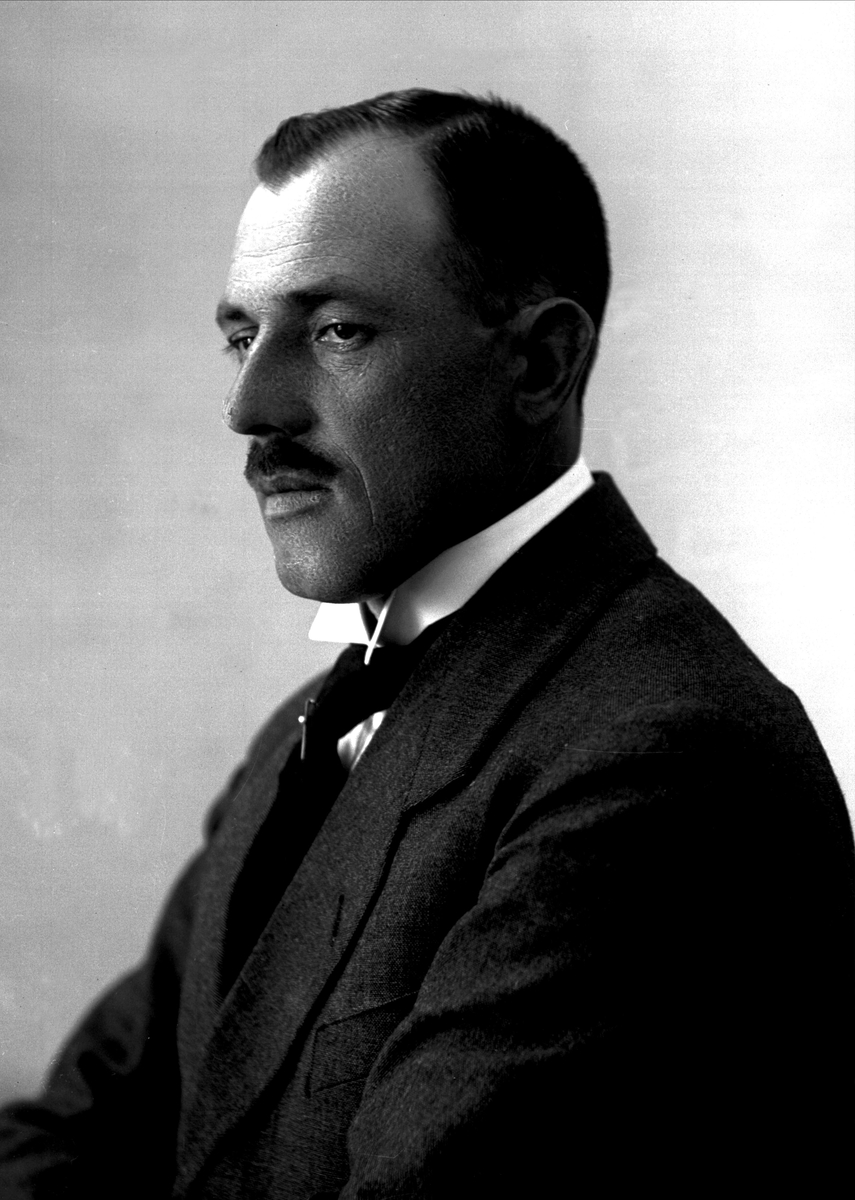 Gustav Borgen, NFB.05998