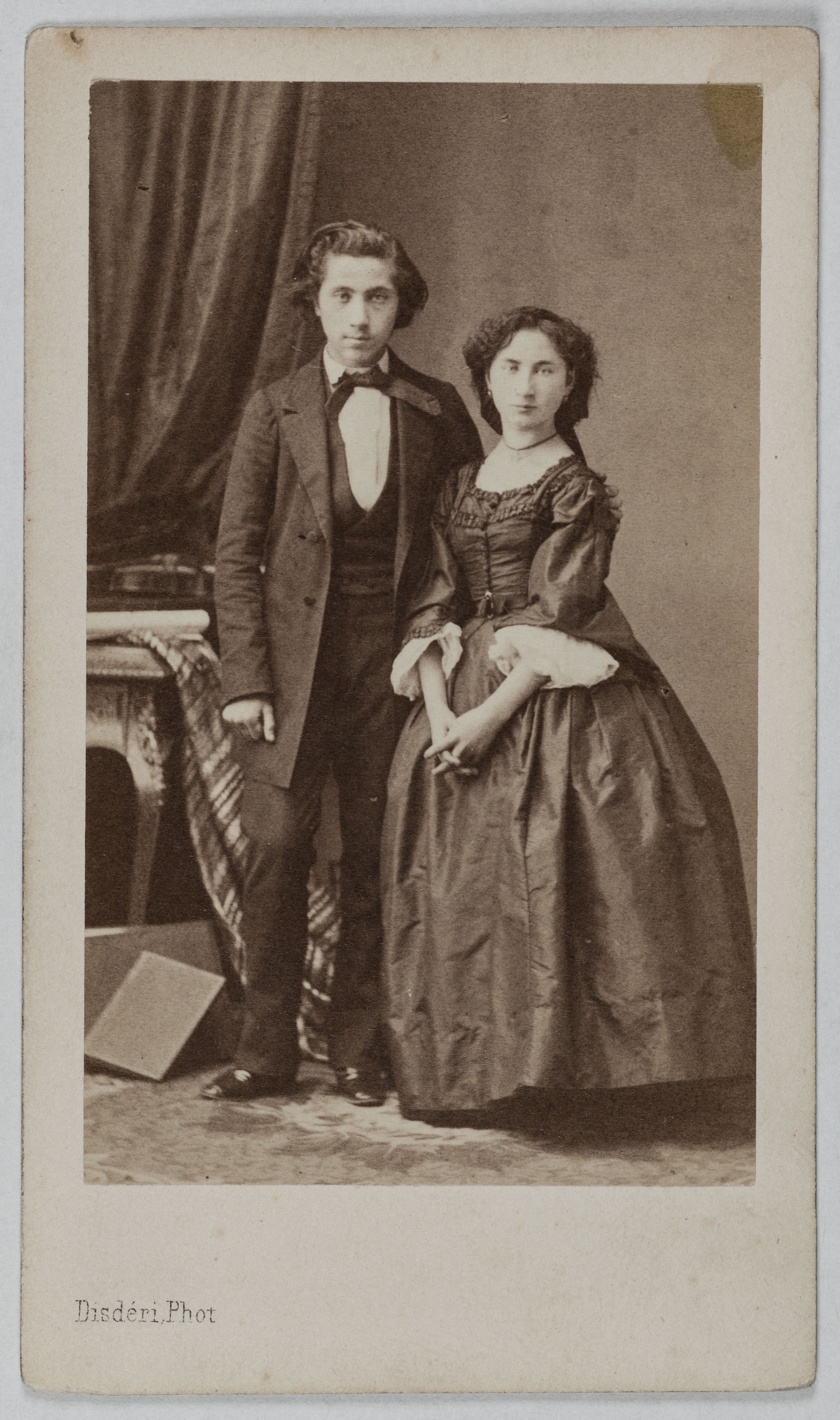 André-Adolphe-Eugène Disdéri, Portrait de Ferni Térésa et Angelo, (acteurs)