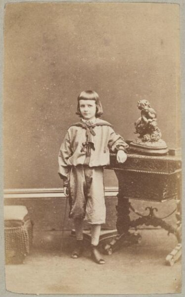 Unknown, Carte-de-visite photographs (480). Four photographs  are dry-mounted to each sheet (120).