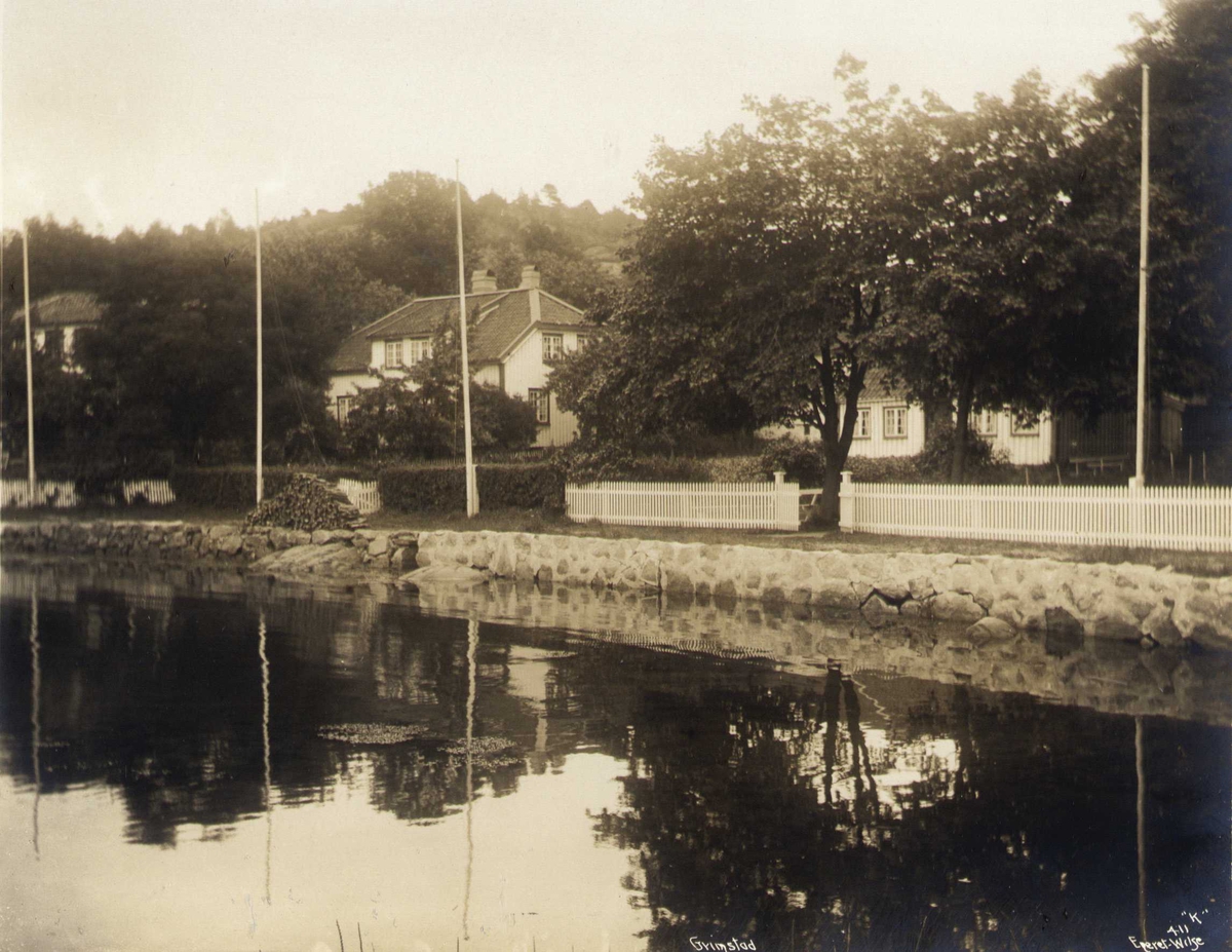 Anders Beer Wilse, Bolighus ved sjøen, Grimstad, Aust-Agder.
