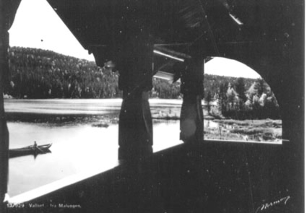Anno Domkirkeodden, MALUNGEN, VERANDA MED VANN I BAKGRUNNEN, ROBÅT, VALLSET, POSTKORT.