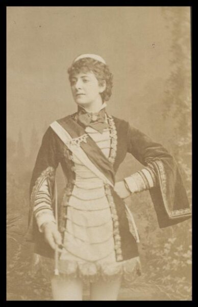 London Stereoscopic and Photographic Company, Guy Little Theatrical Photograph
