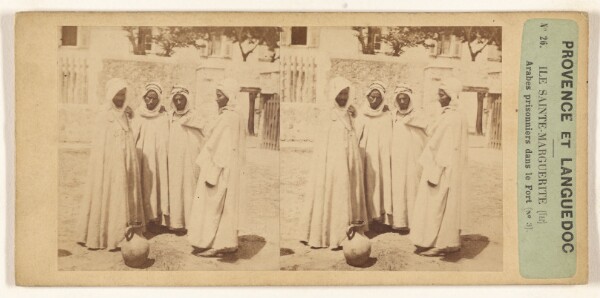 Unknown, Provence et Languedoc. Ile Sainte-Marguerite (Var) Arabes prisonniers dans le Fort (No. 3).