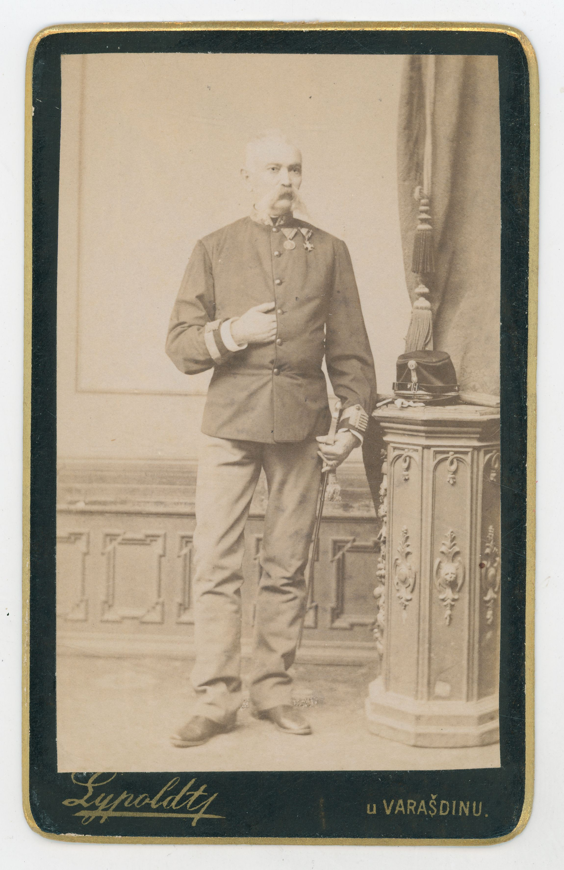 Stjepan Lypoldt, Natporučnik Vicković