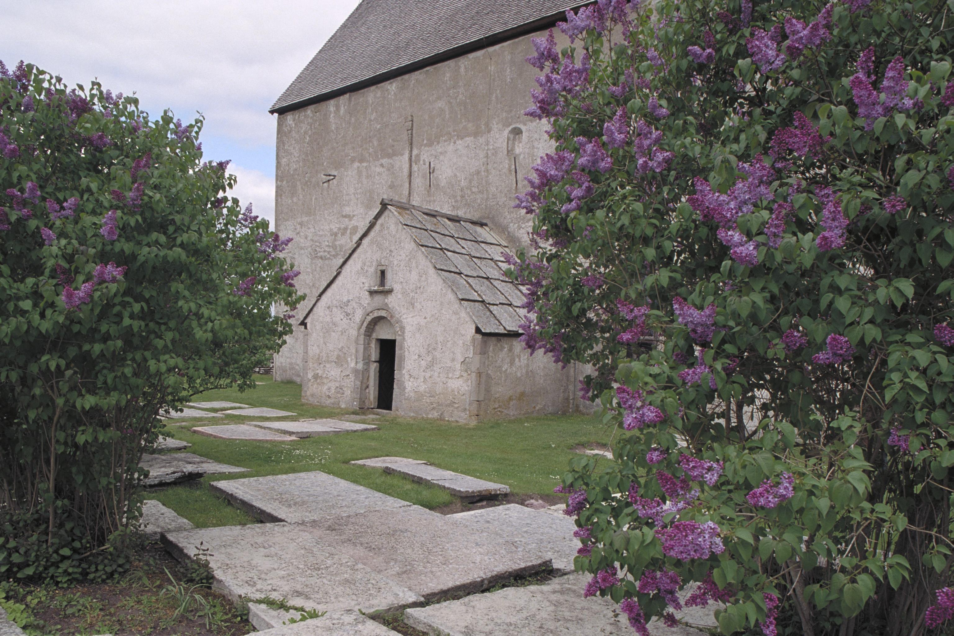 Bengt A Lundberg, Källa gamla kyrka