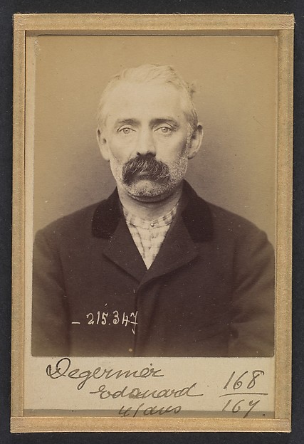 Alphonse Bertillon, Dejernier (ou Degernier). Edouard. 45 ans, né à Gand (Belgique). Tailleur d'habits. Anarchiste. 8/3/94.