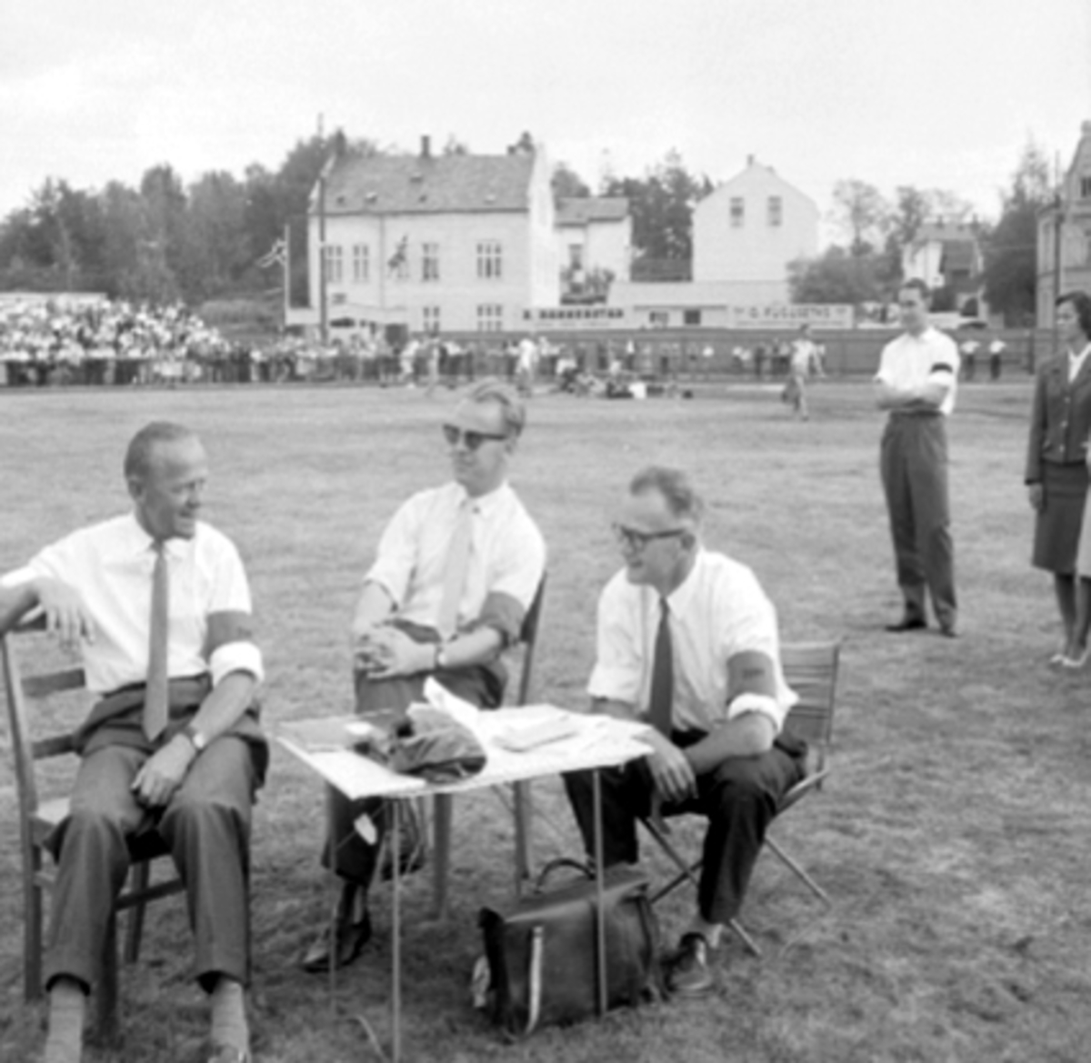 Anno Domkirkeodden, GRUPPE, 3 FUNKSJONÆRER, BORD, HAMAR STADION