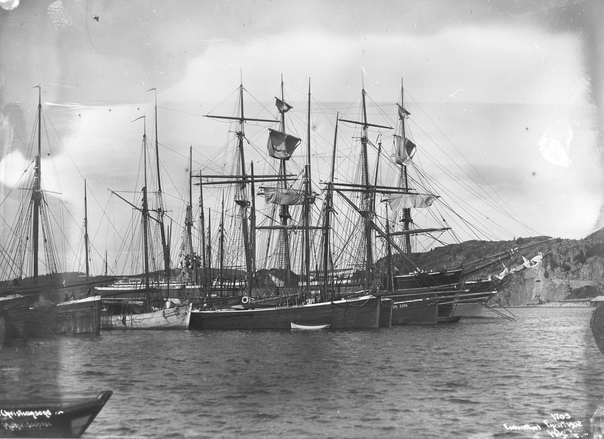 Anders Beer Wilse, Prot: Christiansand - Fra Havnen 29. Juli 1902