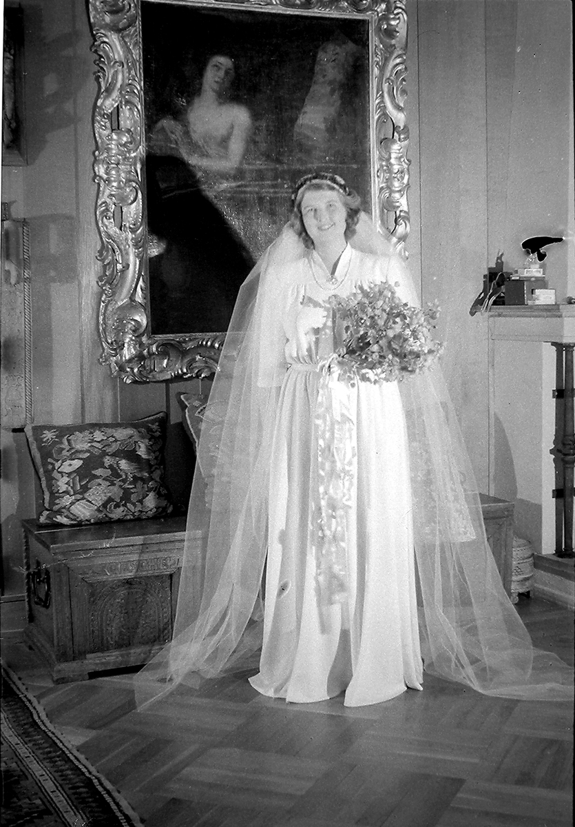 Anders Beer Wilse, Prot: protokoll finnes ikke Register: Qvale fru Leica 1946