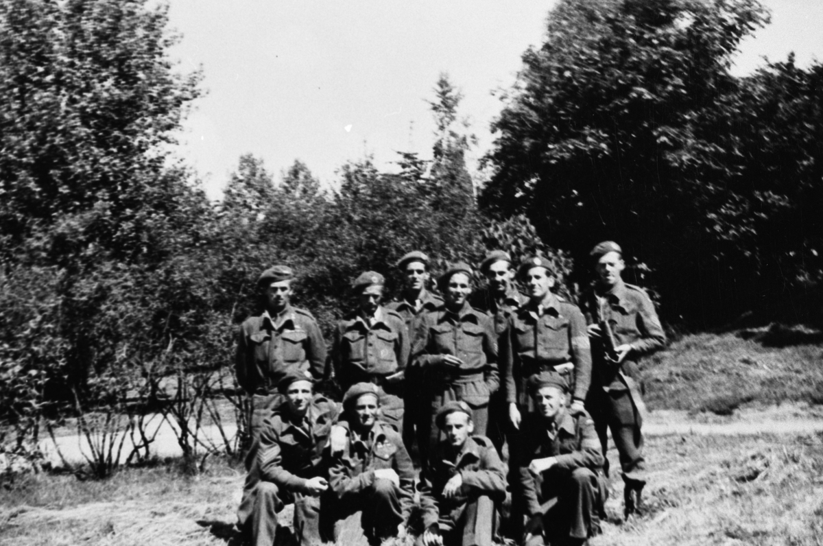 Oddvar Dobloug, Lingekarer (se også MINØ.037985)