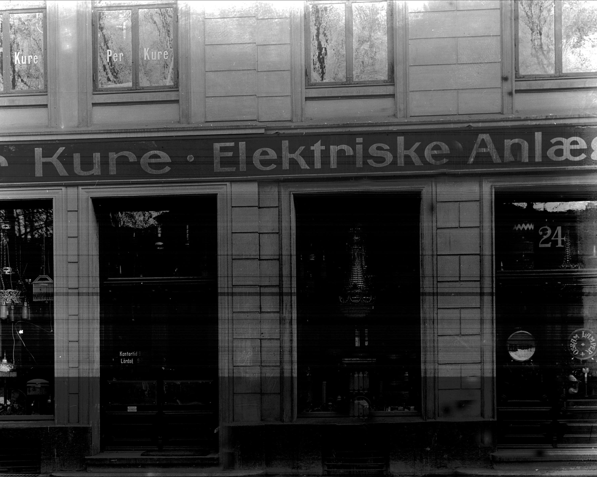 Gustav Borgen, Forretningsgåd, Kure Elektriske Anlæg.