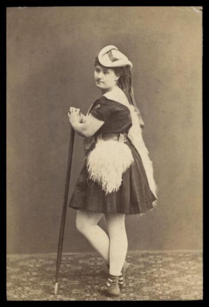 London Stereoscopic and Photographic Company, Guy Little Theatrical Photograph