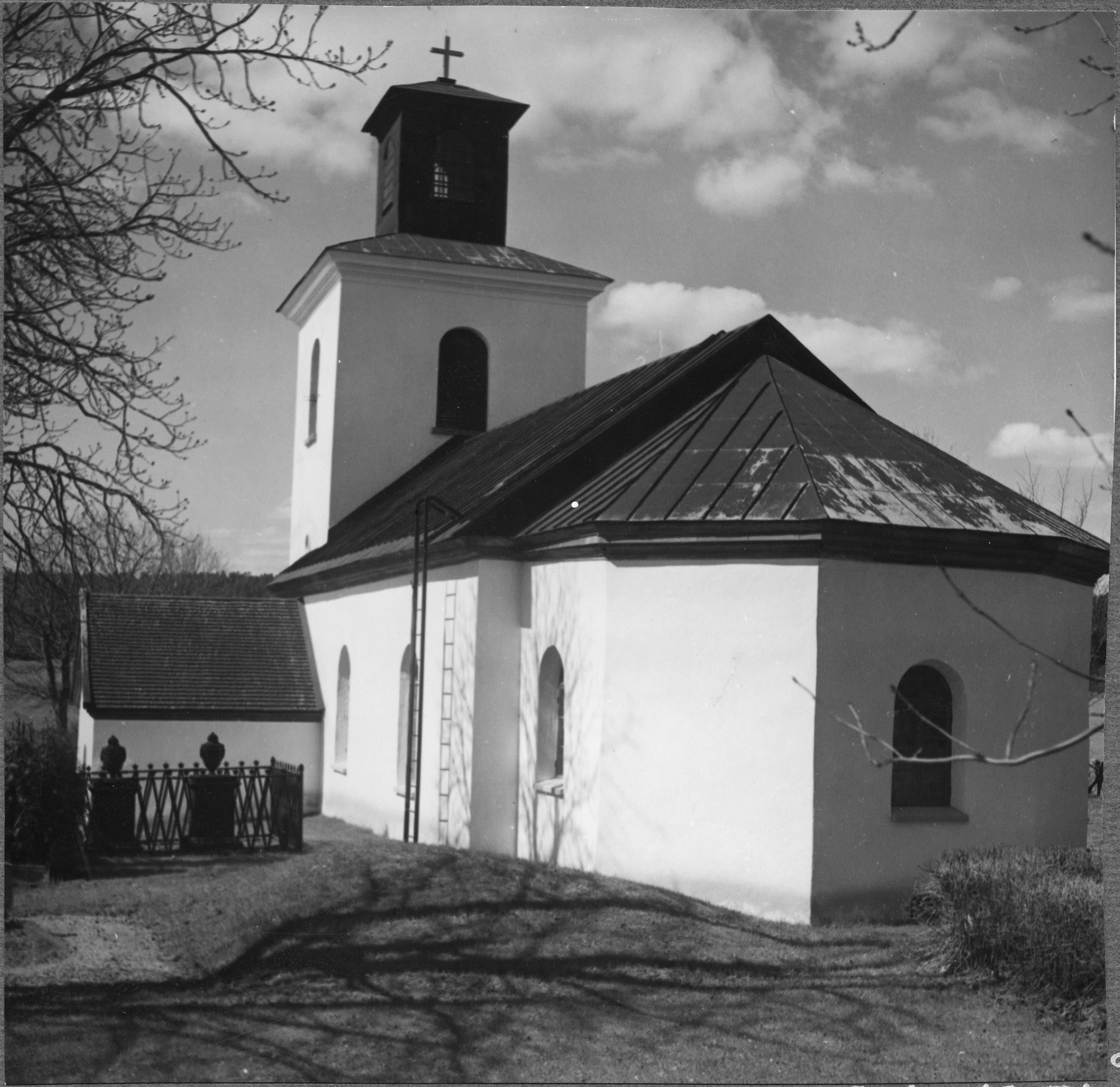 Nils Lagergren, Låssa kyrka