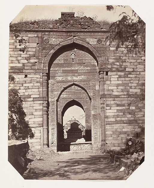Unknown, [Tomb at the Qutub Minar, Delhi]