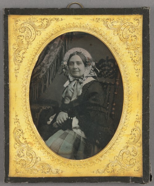 Unknown, [Portrait of a woman in bonnet, seated]