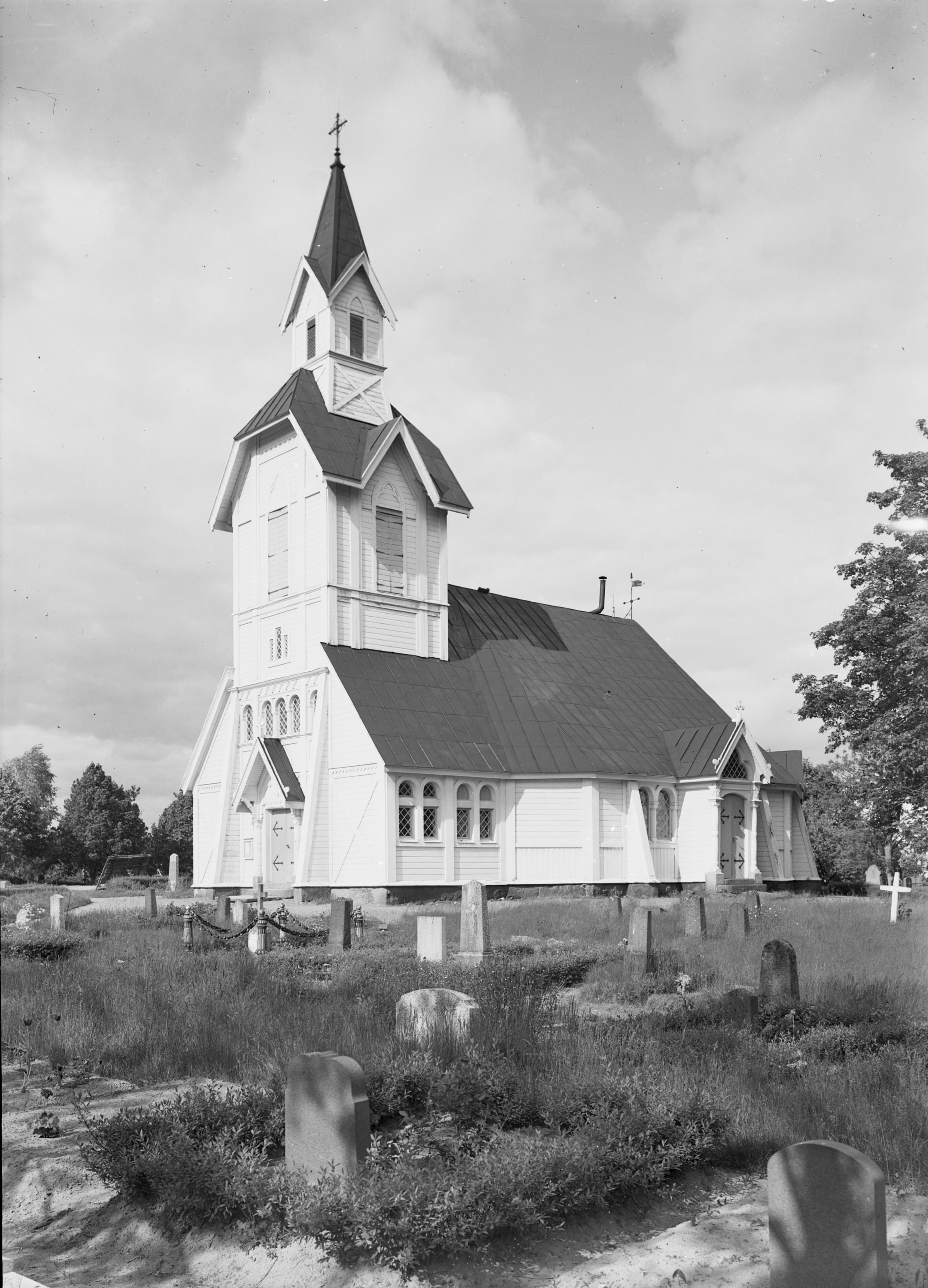 Nils Lagergren, Ljusterö kyrka