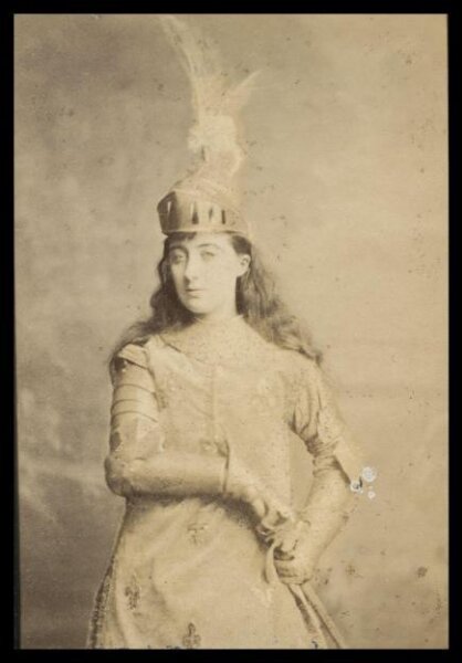 London Stereoscopic and Photographic Company, Guy Little Theatrical Photograph