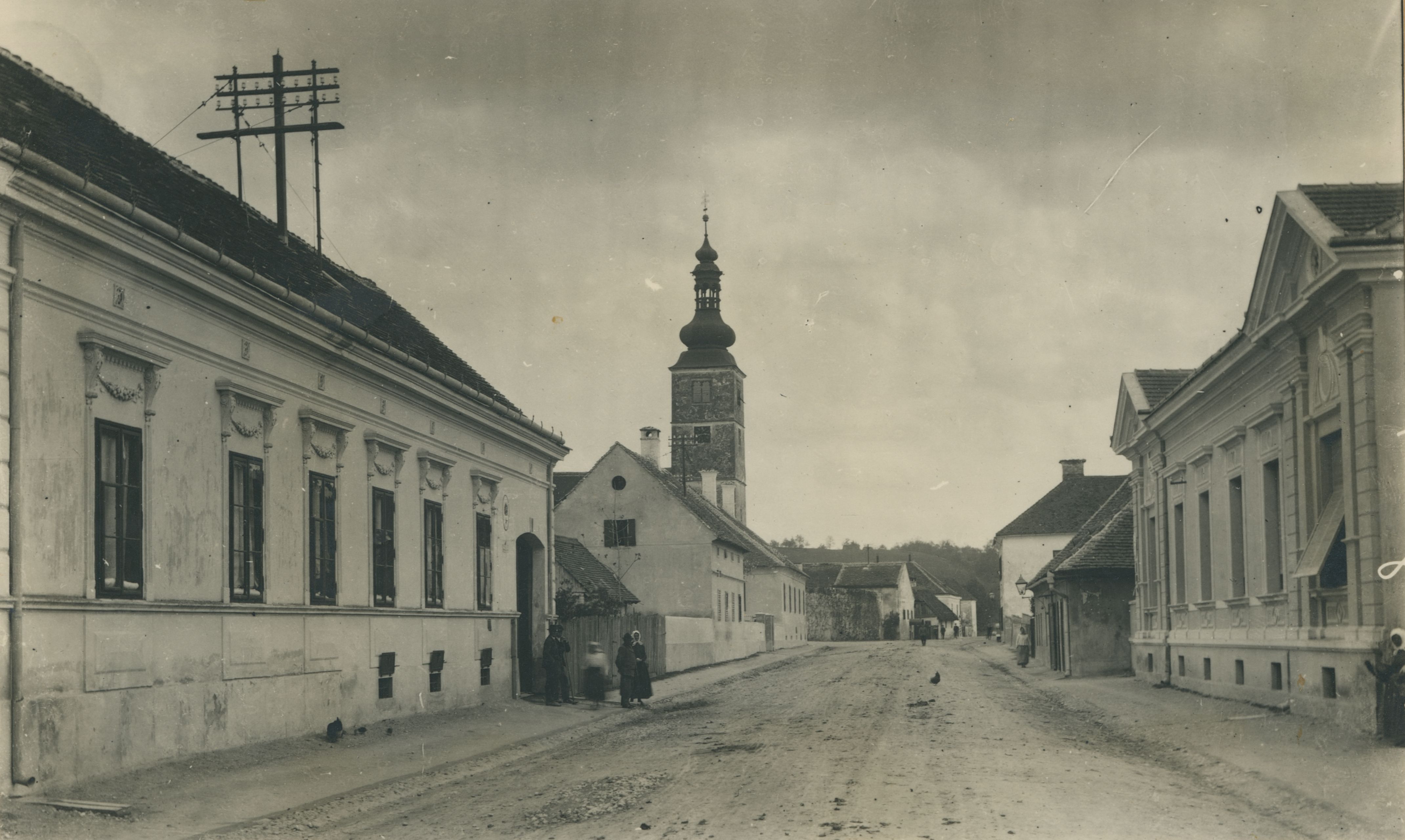 neutvrđen autor, Ludbreg - veduta mjesta sa zvonikom župne crkve
