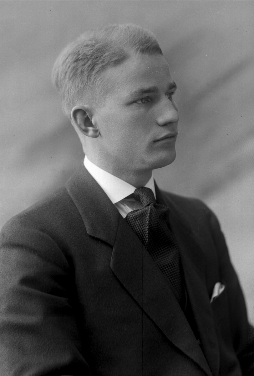 Gustav Borgen, NFB.37652