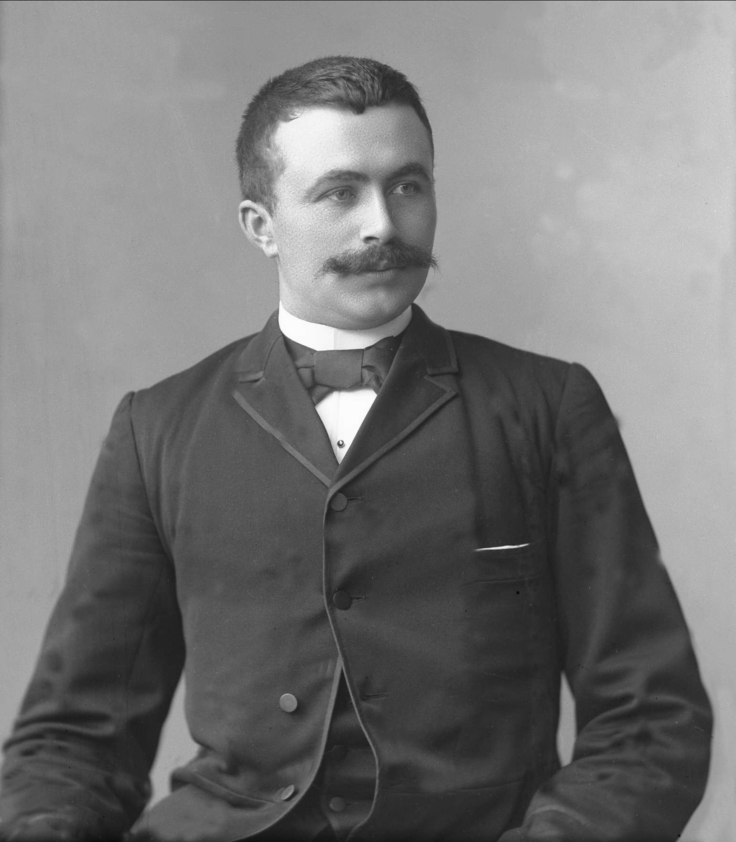 Gustav Borgen, NFB.50128