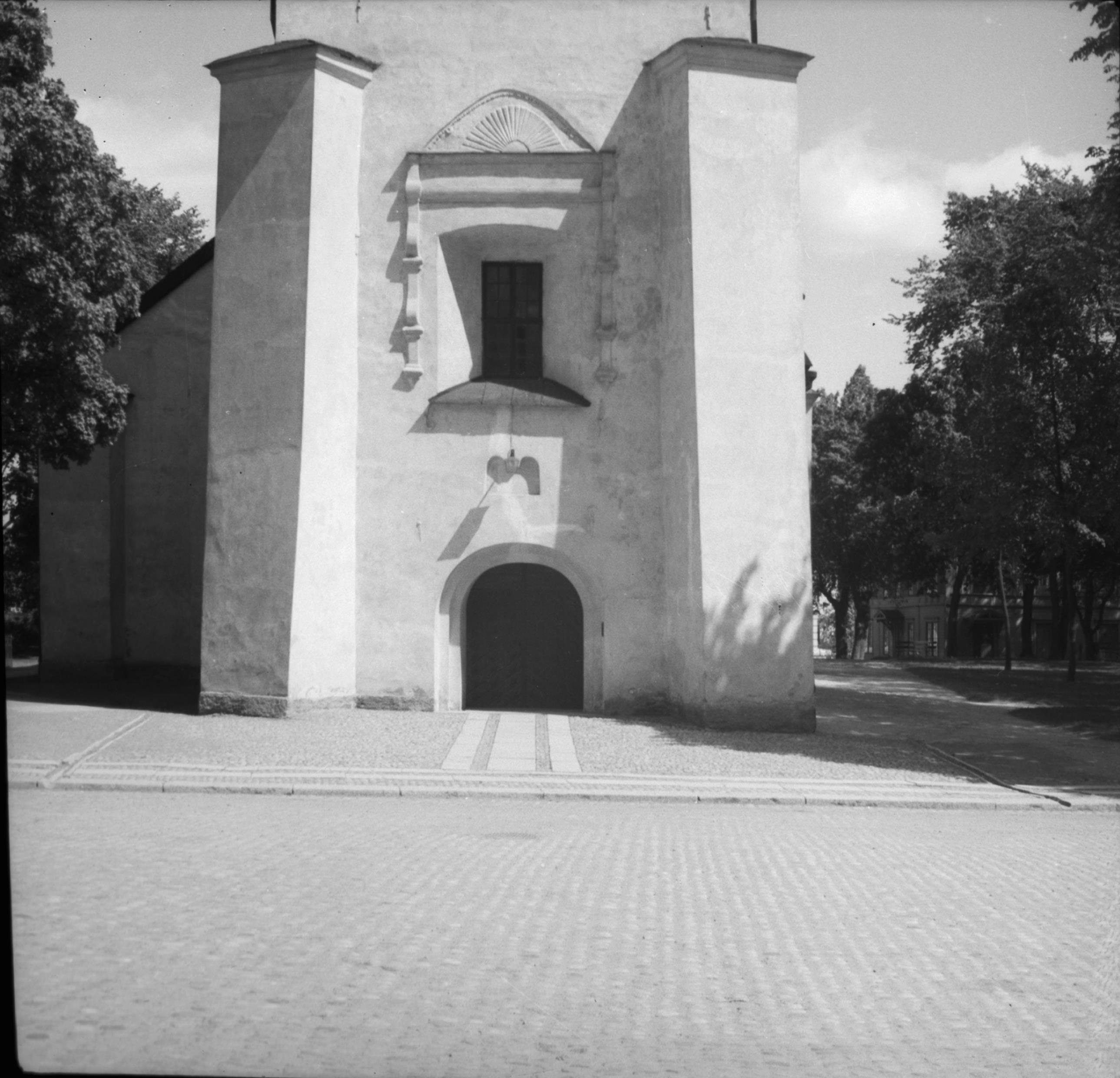 Erik Lundberg, Heliga Trefaldighetskyrkan