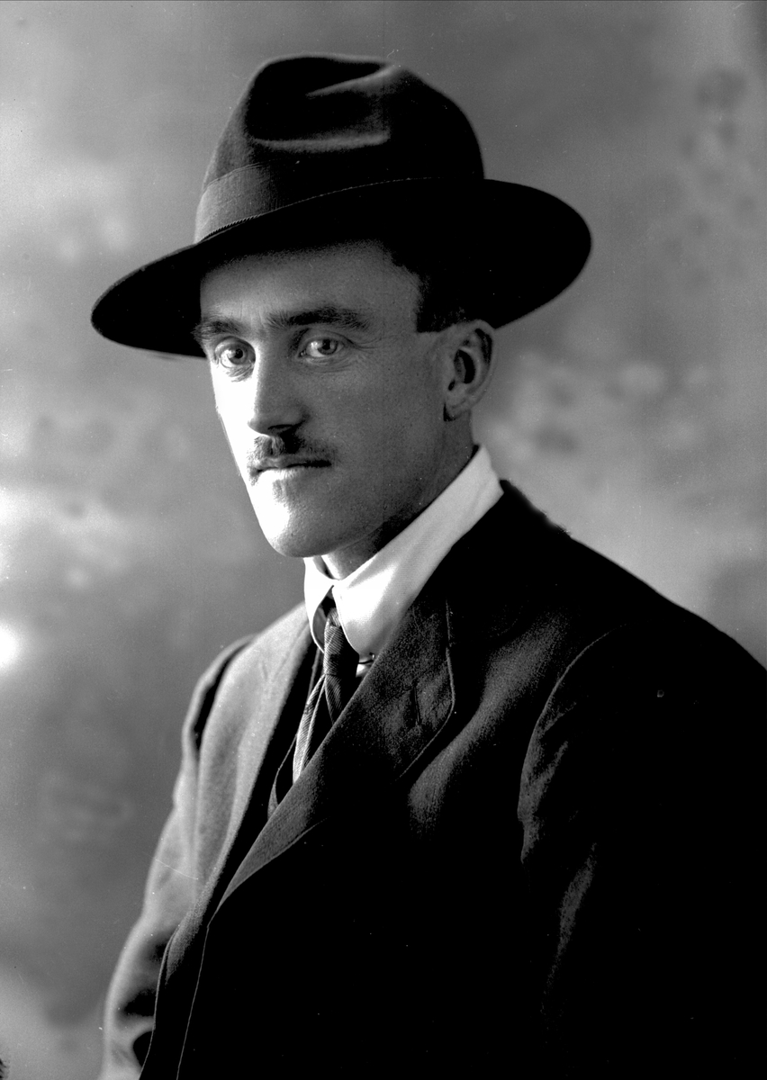 Gustav Borgen, NFB.28764