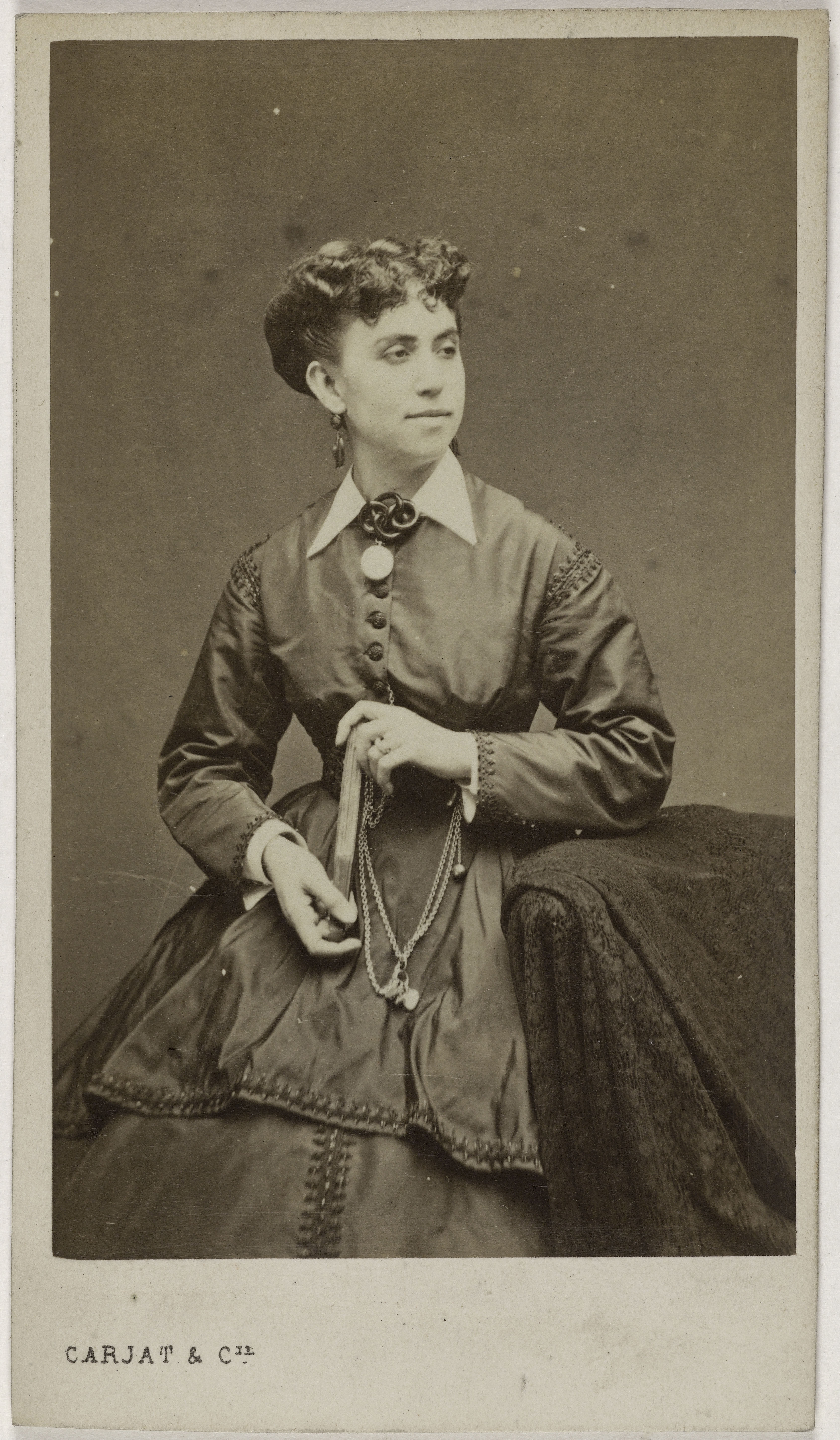 Carjat & Cie, Portrait de Csillag (chanteuse)