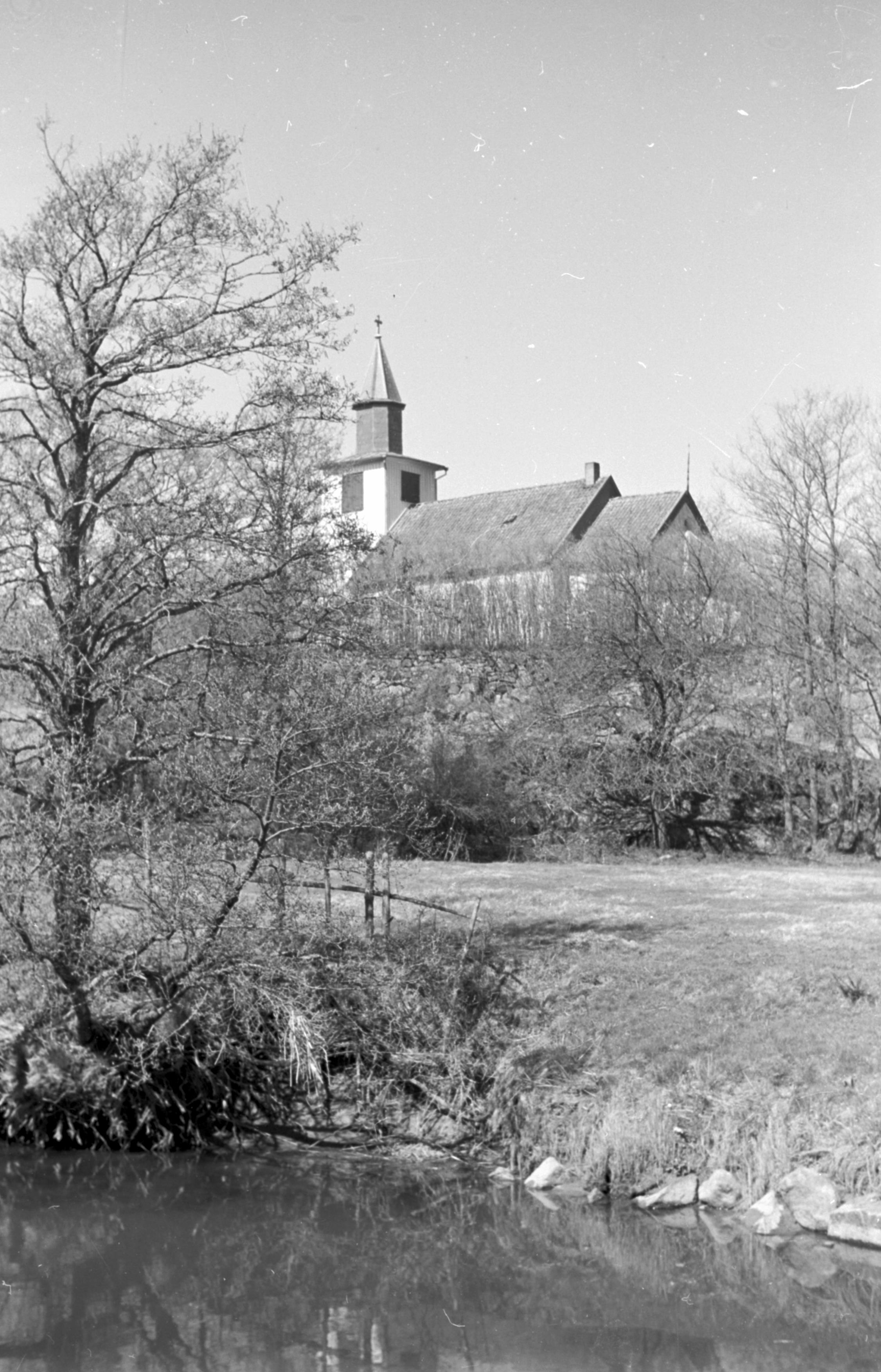 Bertil Berthelson, Bärfendals kyrka