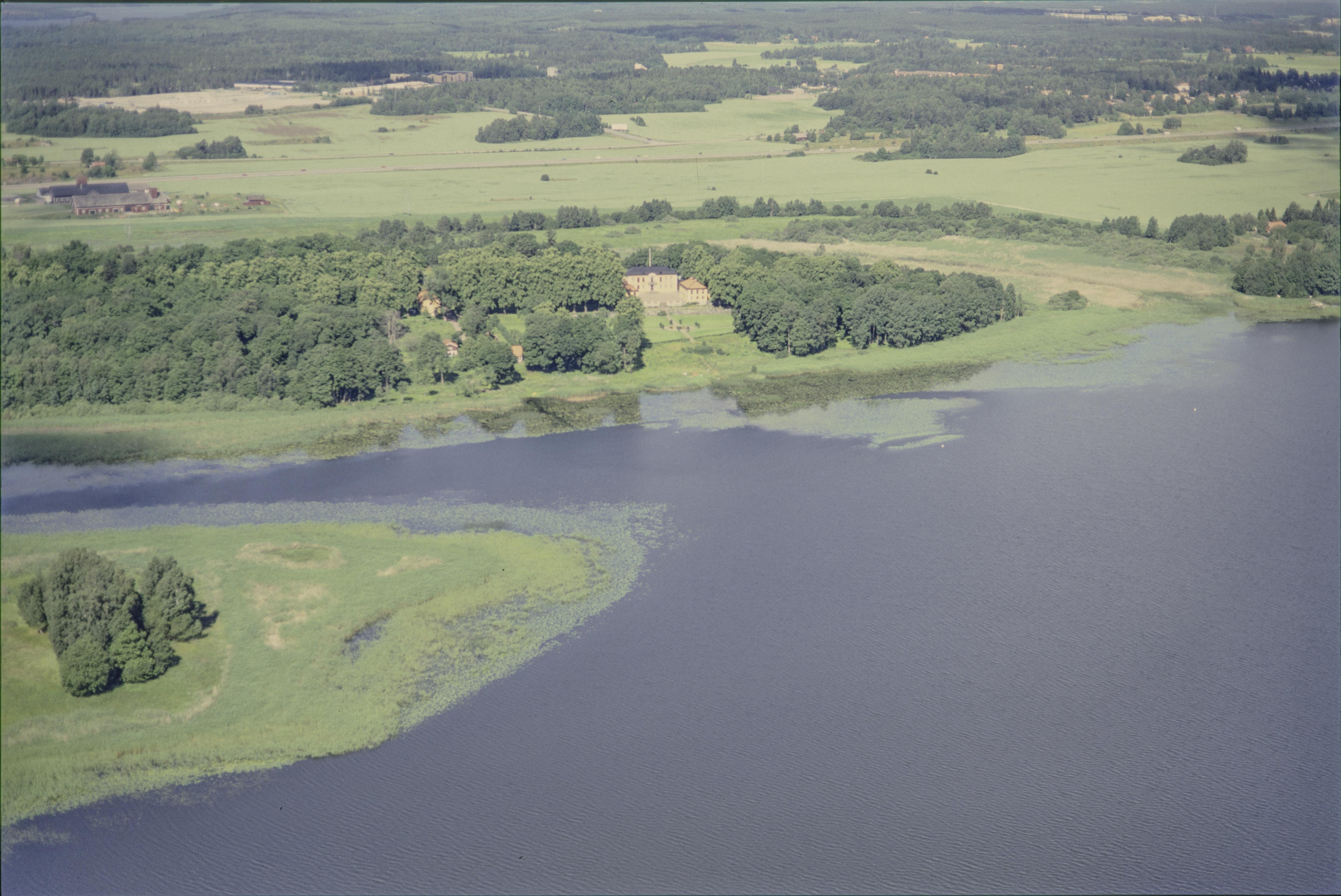 Jan Norrman, Vallstanäs