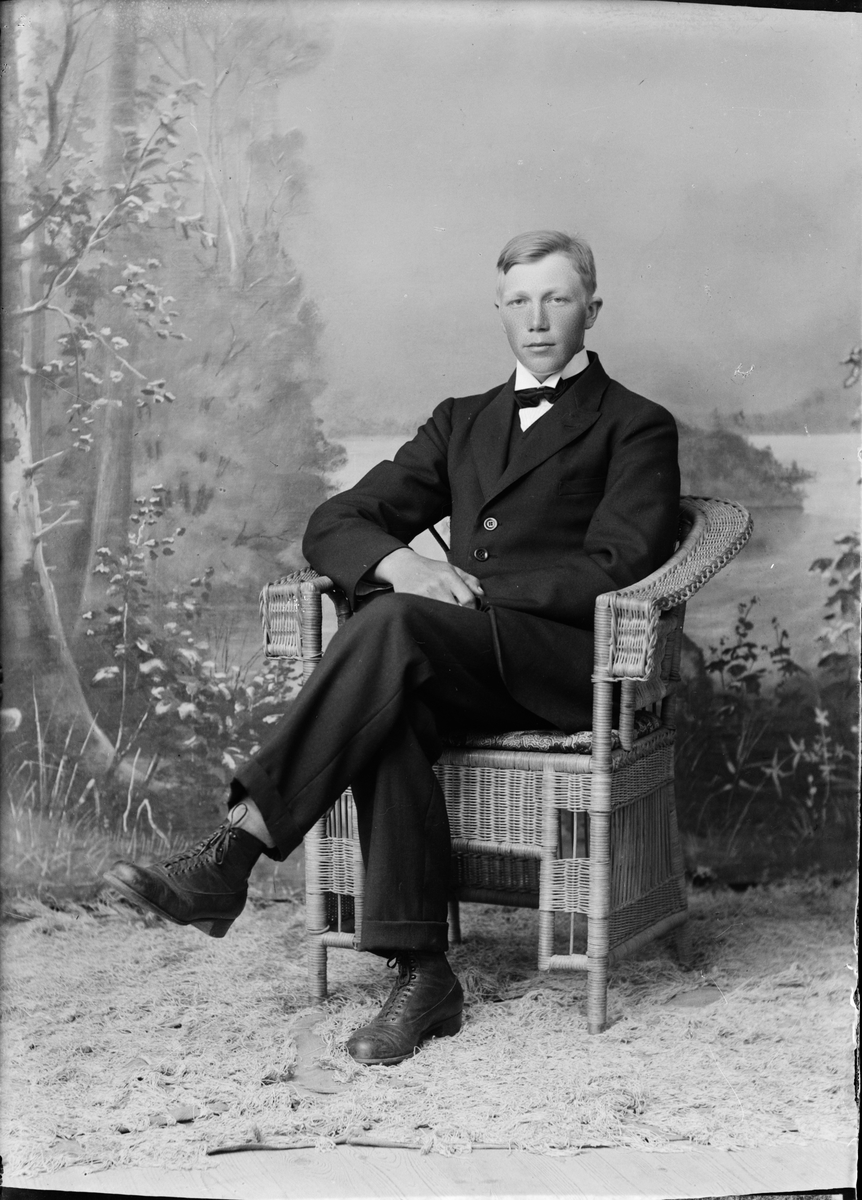 Skötsner-Edhlund, Gottfrid Lindersson från Lavarö, Hargs socken, Uppland 1923