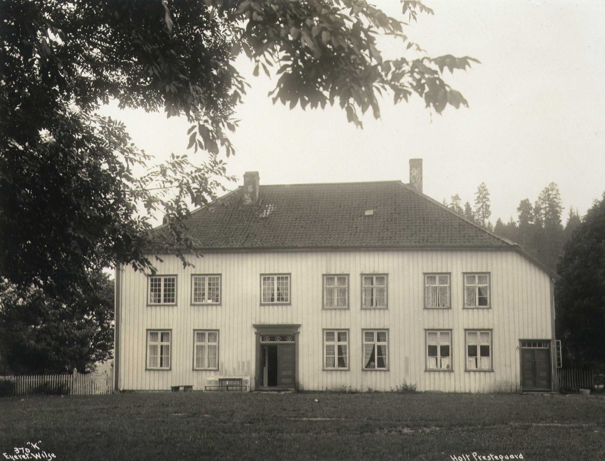 Anders Beer Wilse, Holt prestegård, Holt, Tvedestrand, Aust-Agder.